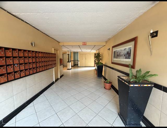 3 BEDROOM APARTMENT FOR SALE IN SUNNYSIDE